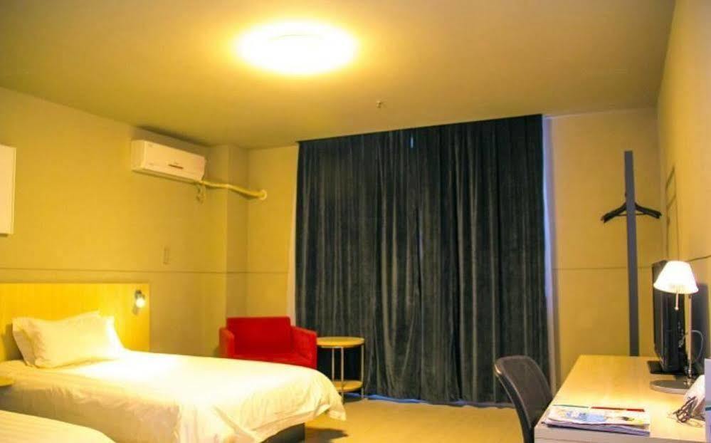 Jinjiang Binzhou Huanghe 4Th Road Hotel ภายนอก รูปภาพ